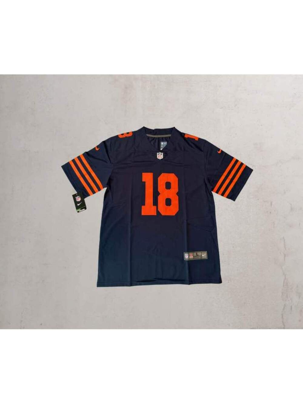 Chicago Bears Caleb Williams #18 NFL Jersey size large